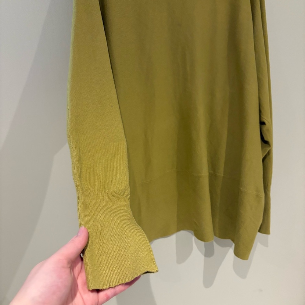 Olive Green Women's Sweater - Picture 3 of 5